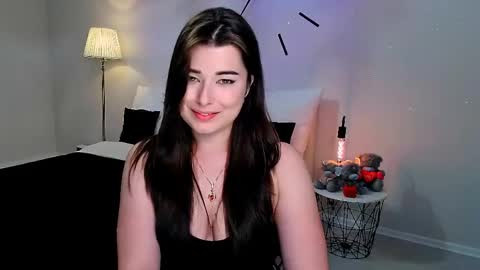 Snapshot of buckssbunny chatting on 05-11-26, 04:15 Ari online show from 05-11-26, 04:15