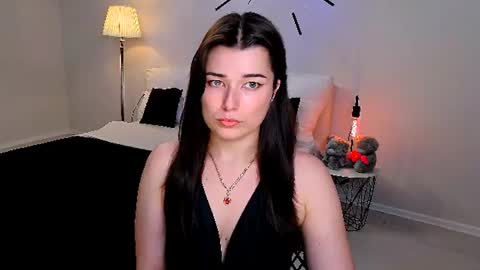 Snapshot of buckssbunny chatting on 06-10-26, 12:26 Ari online show from 06-10-26, 12:26