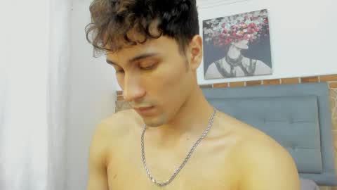 Snapshot of buddy_whitte chatting on 01-30-25, 05:28 Buddy Whitte online show from 01-30-25, 05:28