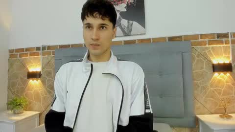 Snapshot of buddy_whitte chatting on 03-02-25, 11:29 Buddy Whitte online show from 03-02-25, 11:29