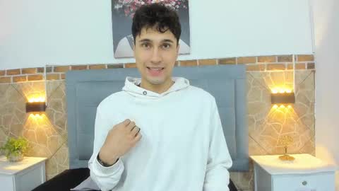 Snapshot of buddy_whitte chatting on 03-03-25, 11:22 Buddy Whitte online show from 03-03-25, 11:22