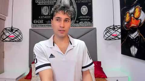 Snapshot of buddy_whitte chatting on 11-22-25, 12:04 Buddy Whitte online show from 11-22-25, 12:04