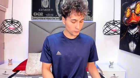 Snapshot of buddy_whitte chatting on 12-05-25, 12:25 Buddy Whitte online show from 12-05-25, 12:25