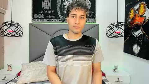 Snapshot of buddy_whitte chatting on 12-15-25, 12:09 Buddy Whitte online show from 12-15-25, 12:09