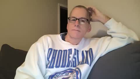 Snapshot of budman004 chatting on 12-22-25, 12:57 budman004 online show from 12-22-25, 12:57