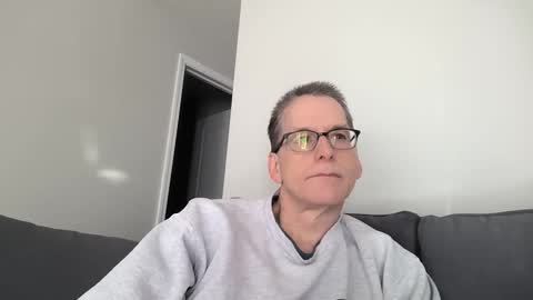 Snapshot of budman004 chatting on 02-07-26, 03:49 budman004 online show from 02-07-26, 03:49