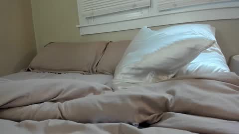 Snapshot of buffybarloe chatting on 02-01-25, 10:02 Buffy online show from 02-01-25, 10:02