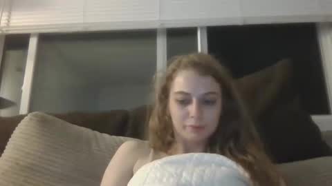 Snapshot of buffybarloe chatting on 02-27-26, 05:51 Buffy online show from 02-27-26, 05:51