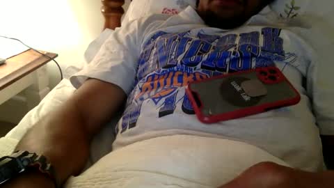 Snapshot of bulaboy27 chatting on 01-16-25, 10:32 meaty man online show from 01-16-25, 10:32