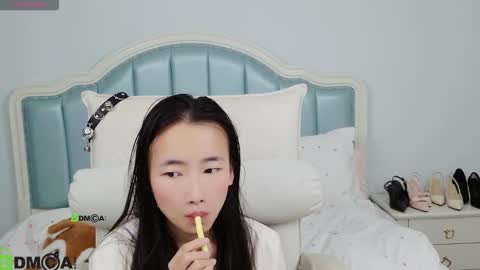 Snapshot of bulandell chatting on 11-29-25, 03:15 Sandy----xx online show from 11-29-25, 03:15