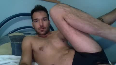 Snapshot of bullboy9292 chatting on 01-12-25, 11:07 Bullboy9292 online show from 01-12-25, 11:07