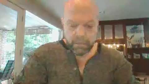 Snapshot of bulldog302w chatting on 01-22-25, 01:00 bulldog302w online show from 01-22-25, 01:00