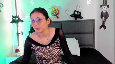 Bulma Bambina online show from 10-27-25, 08:13