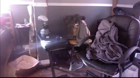 Bungalow Entertainment online show from 12-01-25, 06:13