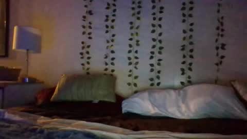 Bunny online show from 11-06-25, 01:39