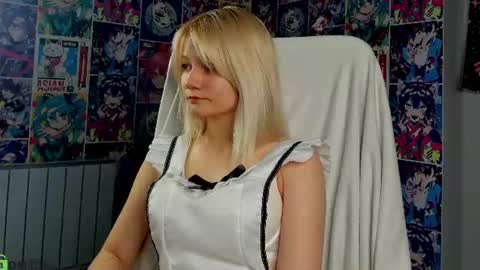 Snapshot of bunny_elsy chatting on 06-12-26, 10:25 Elsy online show from 06-12-26, 10:25