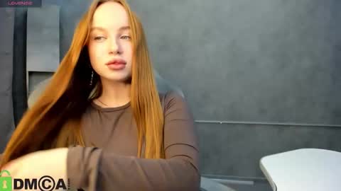 Snapshot of bunny_luvv chatting on 10-06-25, 09:18 Bunny online show from 10-06-25, 09:18