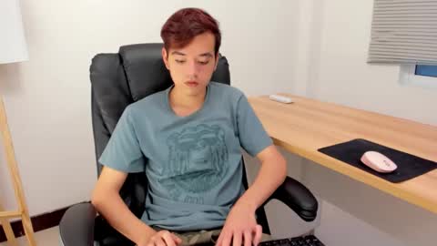 bunny online show from 12-04-25, 01:20