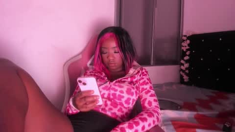 Isa online show from 03-19-26, 03:10