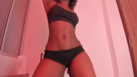 Snapshot of bunny_secrets chatting on 07-13-26, 05:32 Isa online show from 07-13-26, 05:32