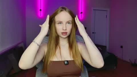 Snapshot of bunny_shinel chatting on 06-21-26, 02:08 Mary online show from 06-21-26, 02:08