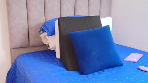 Carolina online show from 01-21-25, 06:22