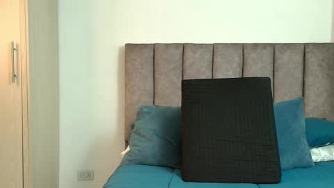 Carolina online show from 04-10-26, 05:34