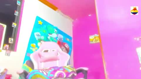 Snapshot of bunnygirl98 chatting on 03-12-26, 12:17 BARBYCHOCOLAT online show from 03-12-26, 12:17