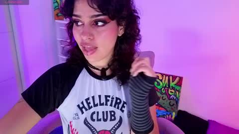   online show from 04-24-26, 08:22