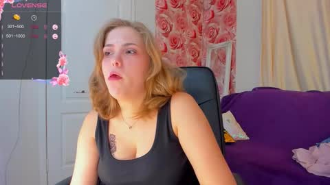 Snapshot of bunnyshows chatting on 10-24-25, 03:58 BunnyShows online show from 10-24-25, 03:58