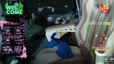 Bunnygirl Onyx online show from 10-21-25, 12:22