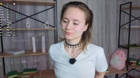 Lizy online show from 04-23-26, 08:33