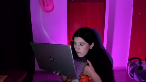 Jess online show from 12-29-24, 01:56