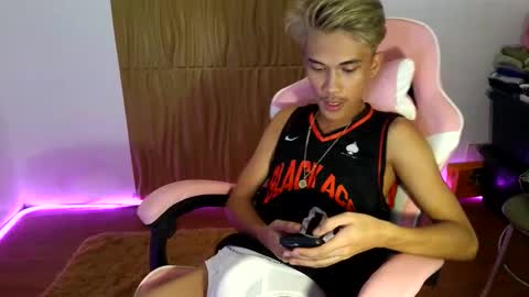 burger_kingxxx online show from 02-03-26, 06:51