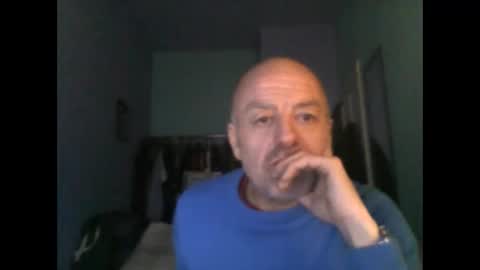 Snapshot of burnleyguy1977 chatting on 03-05-26, 05:25 burnleyguy1977 online show from 03-05-26, 05:25