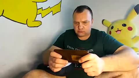 Snapshot of bury703709 chatting on 01-02-25, 09:43 Creazy dad online show from 01-02-25, 09:43