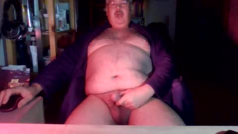 Snapshot of busibaer666 chatting on 01-07-25, 02:20 busi online show from 01-07-25, 02:20