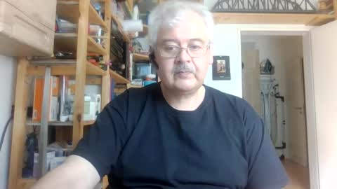 Snapshot of busibaer666 chatting on 09-22-25, 12:18 busi online show from 09-22-25, 12:18