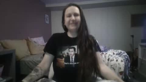 Snapshot of busteebetty chatting on 04-15-26, 10:11 busteebetty online show from 04-15-26, 10:11