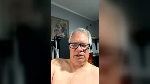 Snapshot of busterhyman22 chatting on 04-29-26, 05:30 busterhyman22 online show from 04-29-26, 05:30