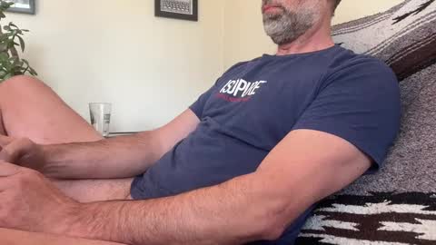 Snapshot of busterjon chatting on 02-21-25, 07:10 Jon online show from 02-21-25, 07:10