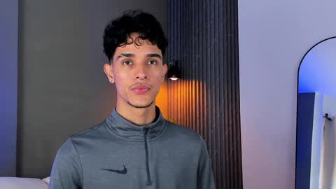 Buster independent model online show from 01-04-25, 12:16