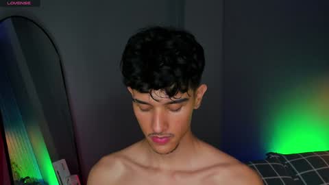 Buster independent model online show from 02-05-25, 06:24