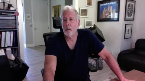 Snapshot of bustinout99 chatting on 10-25-25, 02:35 afternoon wood online show from 10-25-25, 02:35