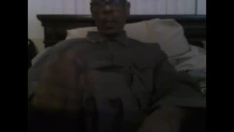 Busturgutzgd1 online show from 02-04-25, 03:11