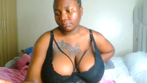 busty_mellons69 online show from 04-18-26, 07:56
