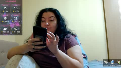 Snapshot of bustyemma chatting on 01-16-25, 06:14 Emma online show from 01-16-25, 06:14