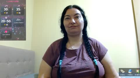 Snapshot of bustyemma chatting on 02-05-25, 06:24 Emma online show from 02-05-25, 06:24