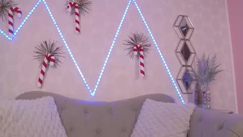 Snapshot of bustyeva_ chatting on 12-01-25, 04:28 online between 6AM and 2PM EET almost everyday. online show from 12-01-25, 04:28