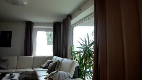 Snapshot of bustynataschax chatting on 01-21-25, 12:29 Natascha online show from 01-21-25, 12:29